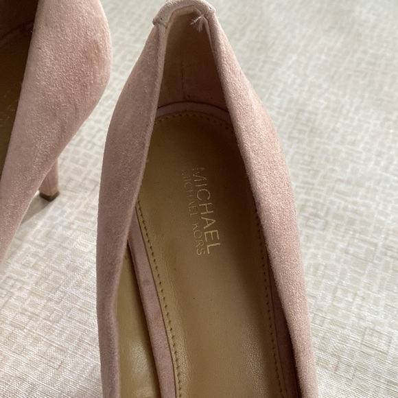 Michael kors heels brand new! Never worn - Picture 2 of 4